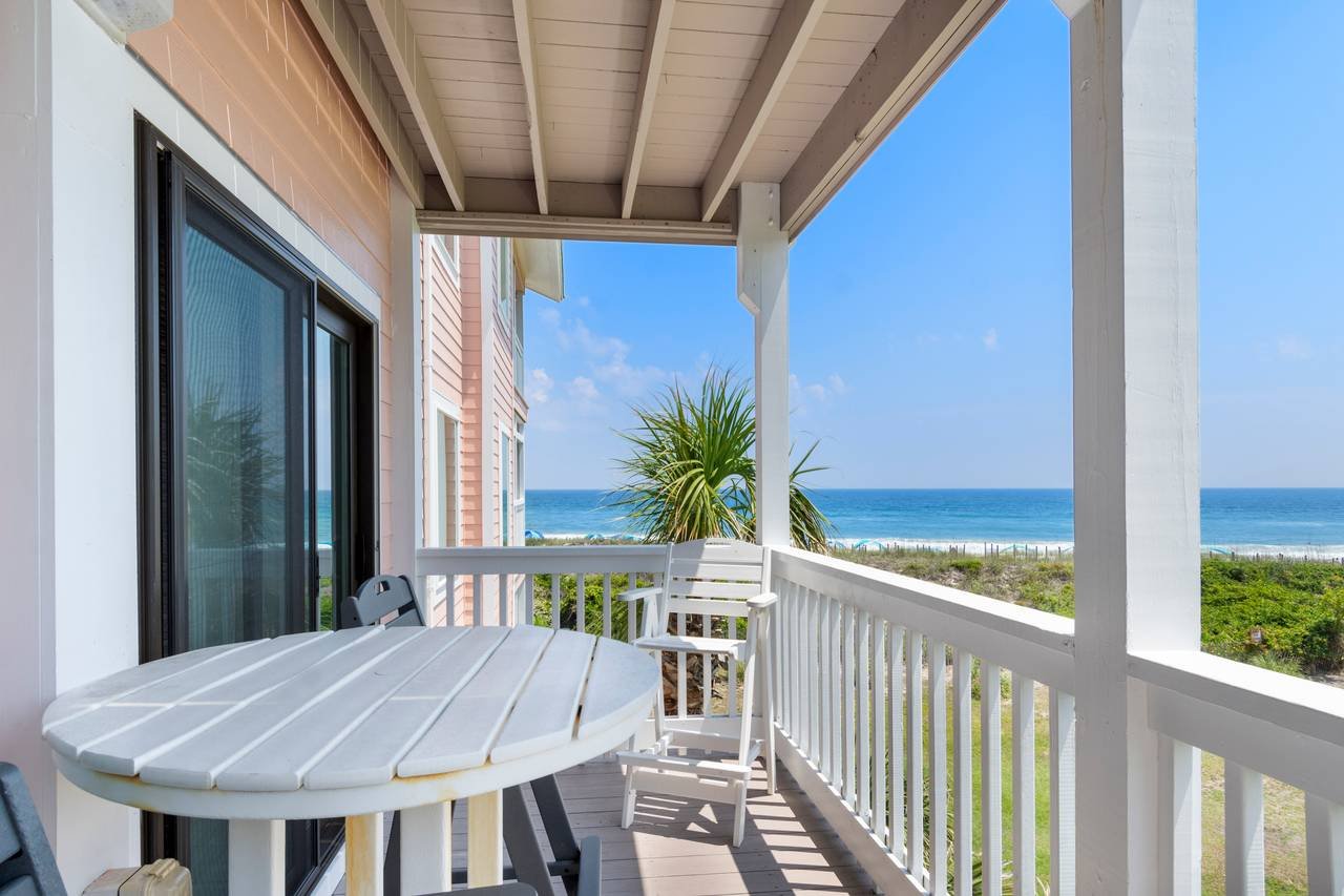 Diamond District Oceanfront Condo – Unit 207